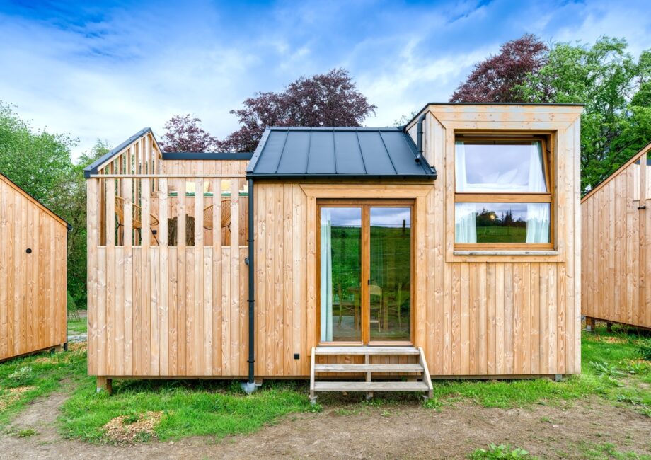 Cabane du Hibou au Domaine des Trois Tilleuls à Villers-la-Ville, hébergement champêtre pour un séjour en famille ou en amoureux en pleine nature